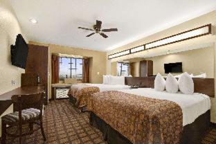 Microtel & By Wyndham 3*